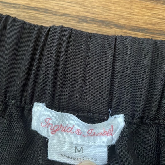 Ingrid & Isabel Black Cuffed Elastic Waist Pull-on Casual Maternity Shorts - Picture 4 of 5